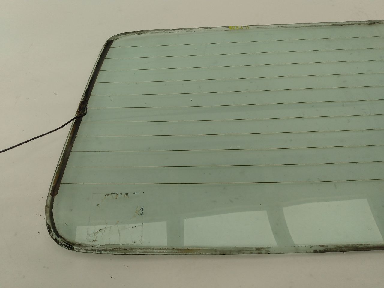 Volvo 245 Back Glass