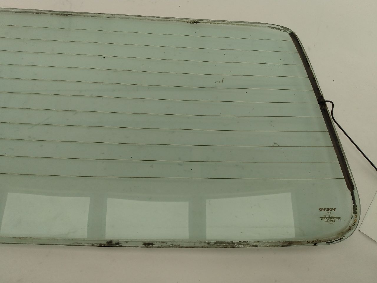 Volvo 245 Back Glass