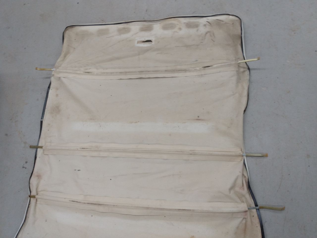 Volvo 245 Headliner **AS-IS**