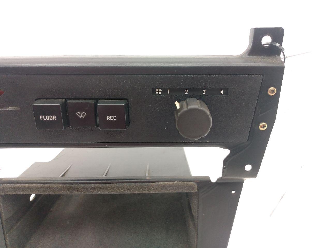 Volvo 245 Climate Control With Storage Tray