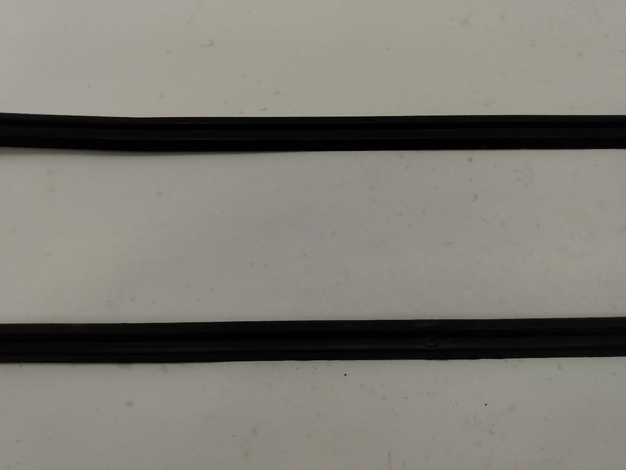 Volvo 245 Pair Of Rocker Panel Trim