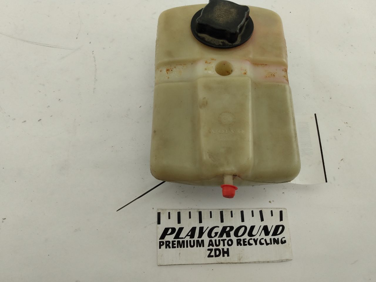 Volvo 245 Coolant Reservoir