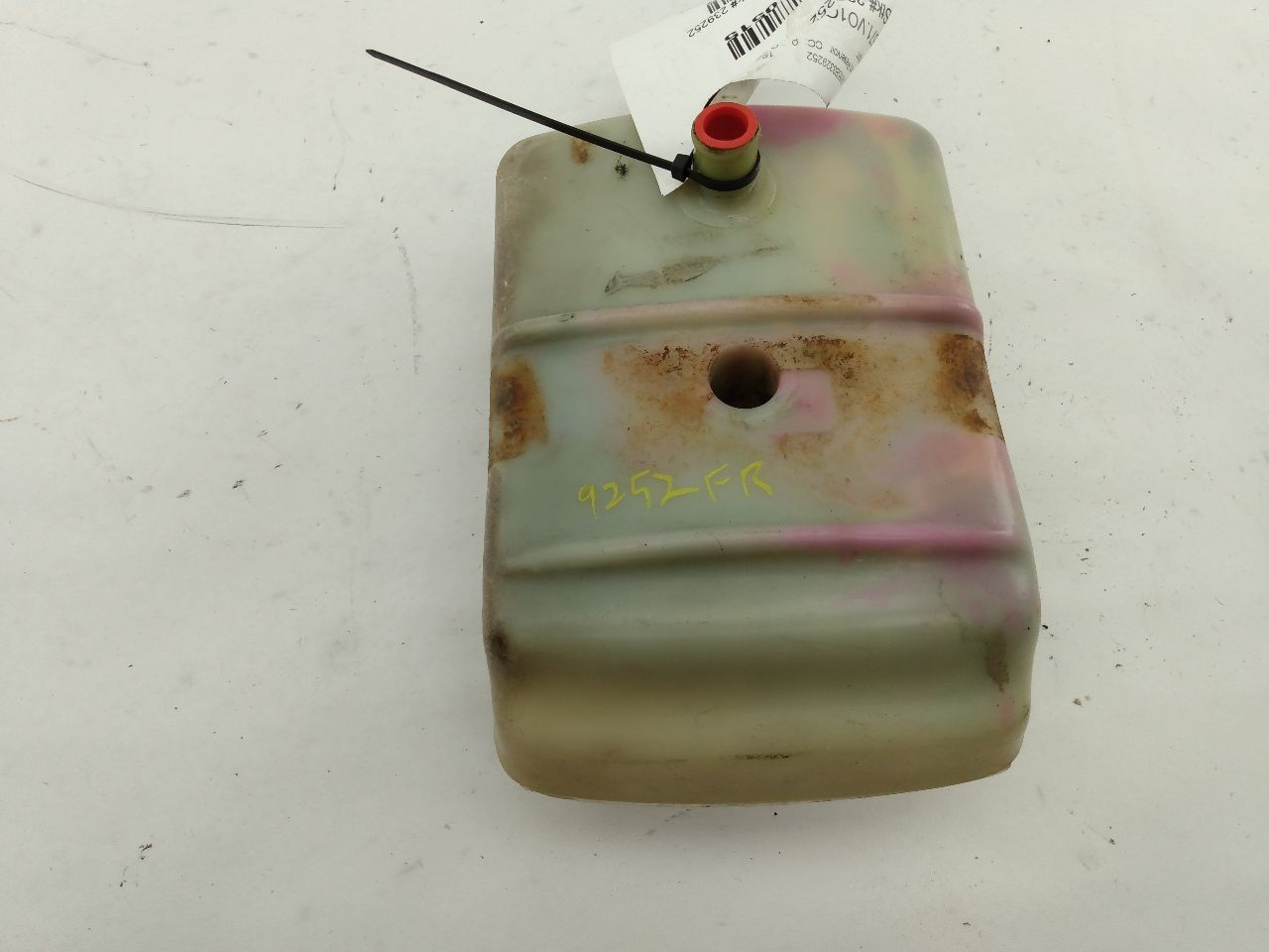 Volvo 245 Coolant Reservoir