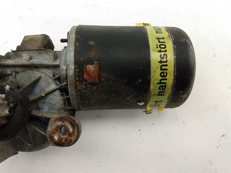 Volvo 245 Windshield Washer Motor