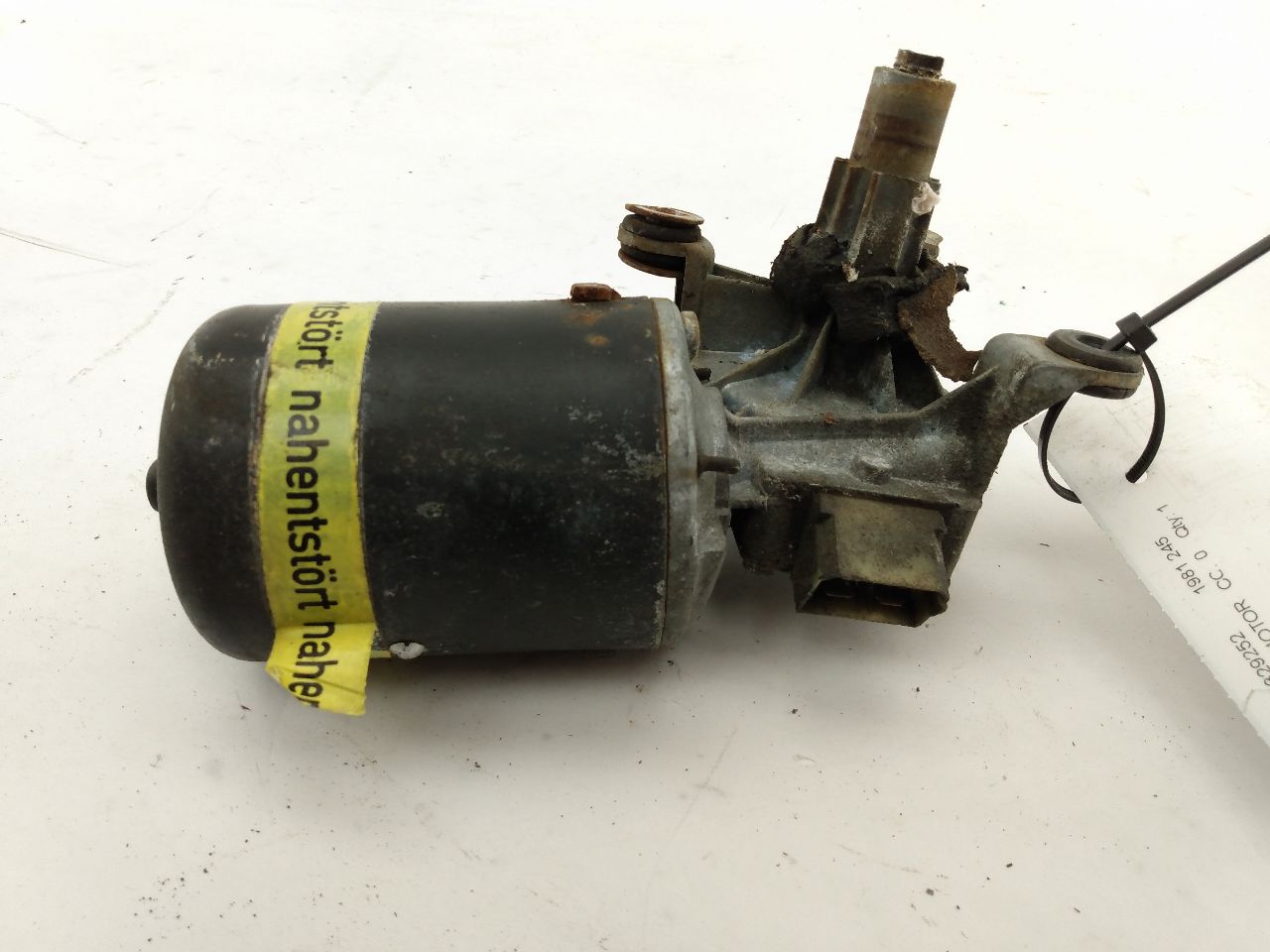 Volvo 245 Windshield Washer Motor