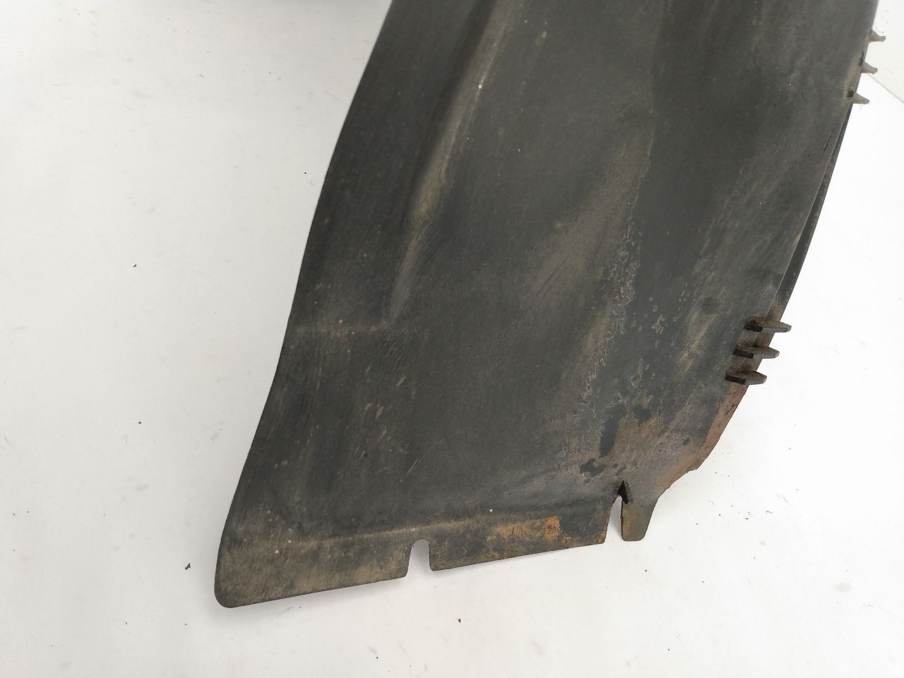 Volvo 245 Front Right Fender Liner