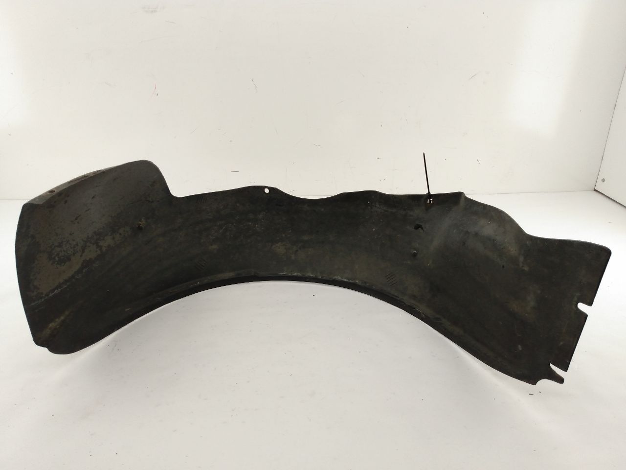 Volvo 245 Front Right Fender Liner