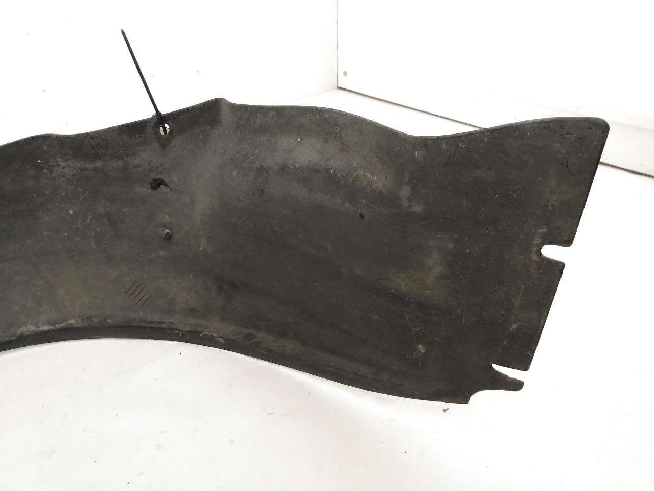 Volvo 245 Front Right Fender Liner