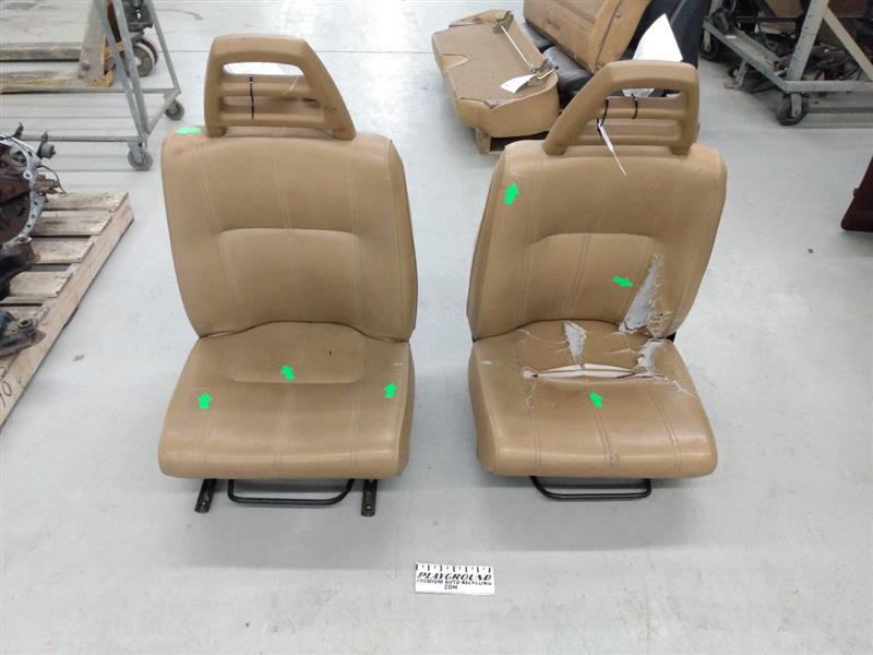 Volvo 245 Pair Of Front Seats