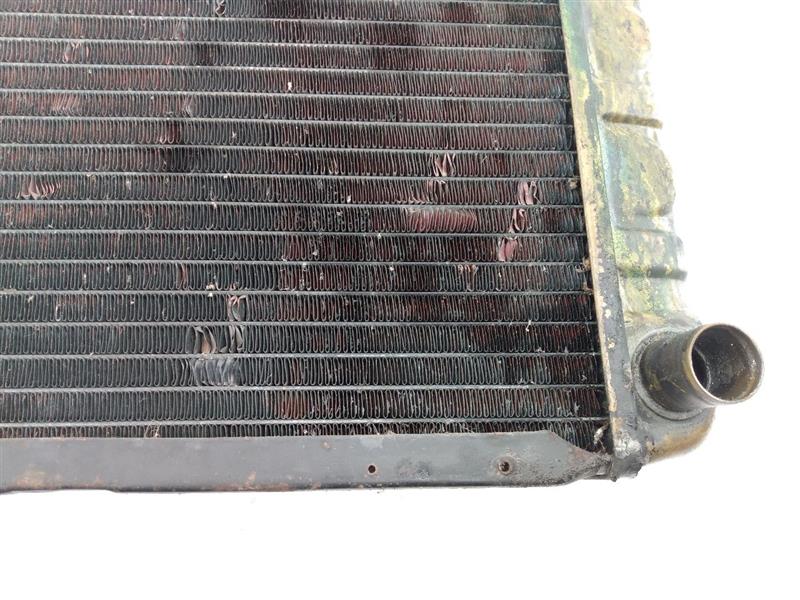 Volvo 245 Radiator