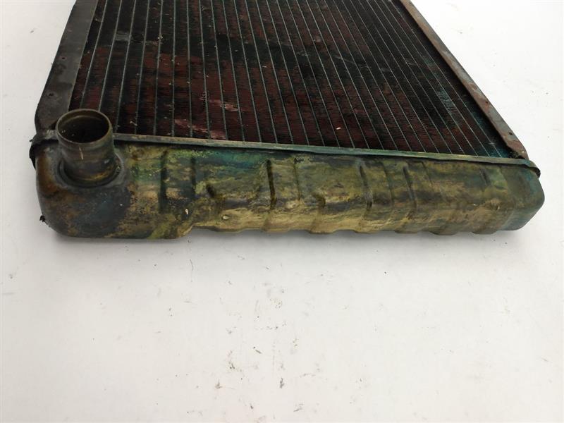 Volvo 245 Radiator