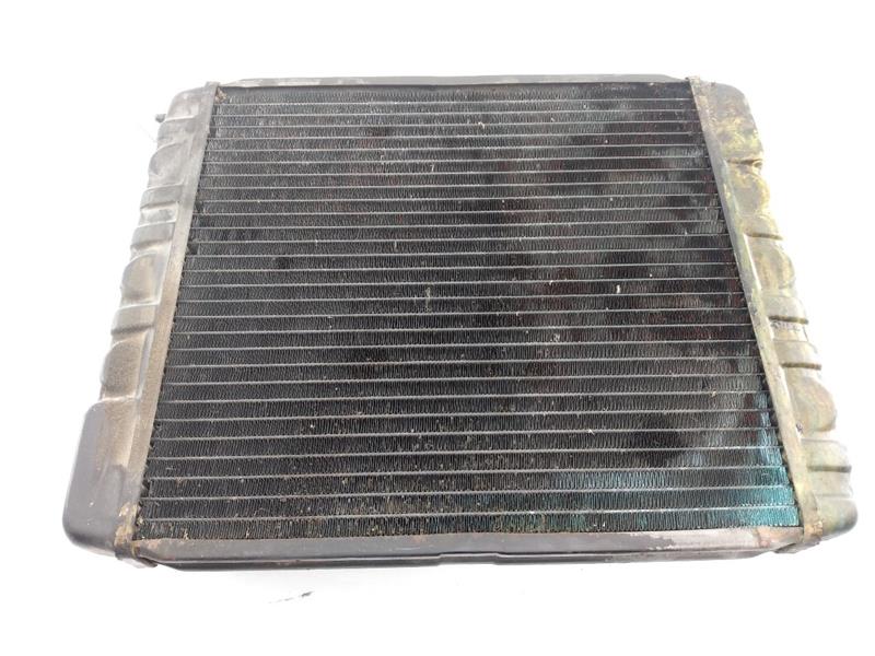 Volvo 245 Radiator