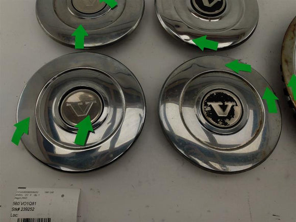 Volvo 245 Set Of Wheel Trim And Hub Caps