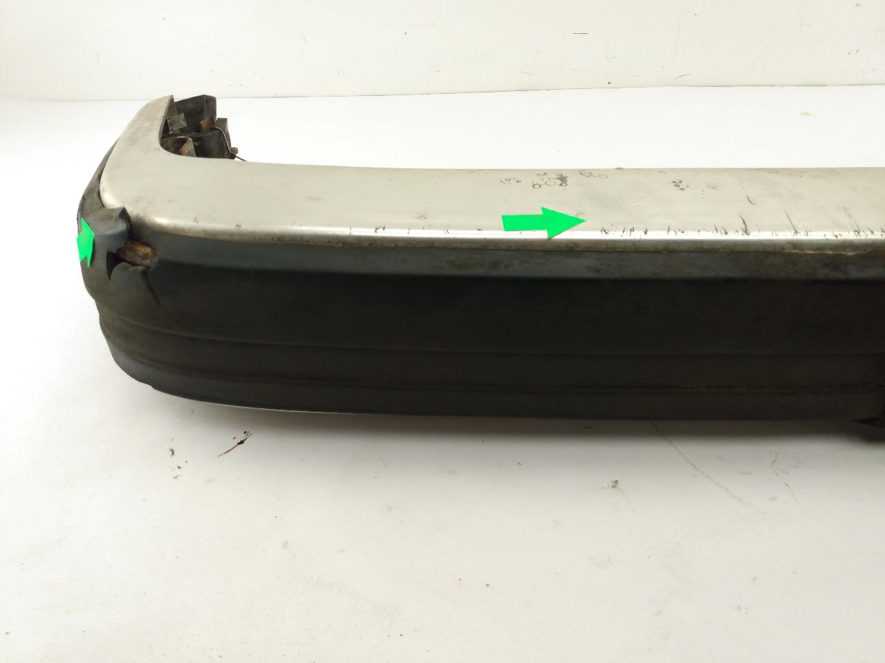 Volvo 245 Front Bumper