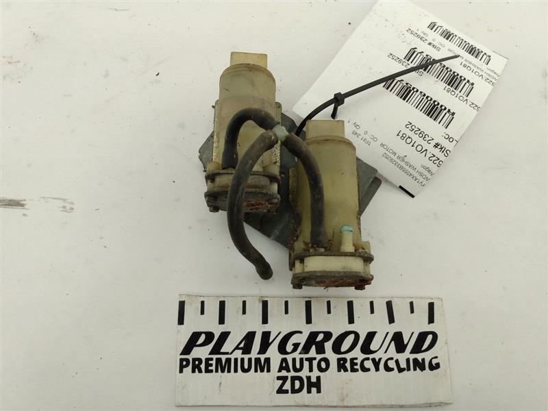 Volvo 245 Windshield Washer Pump