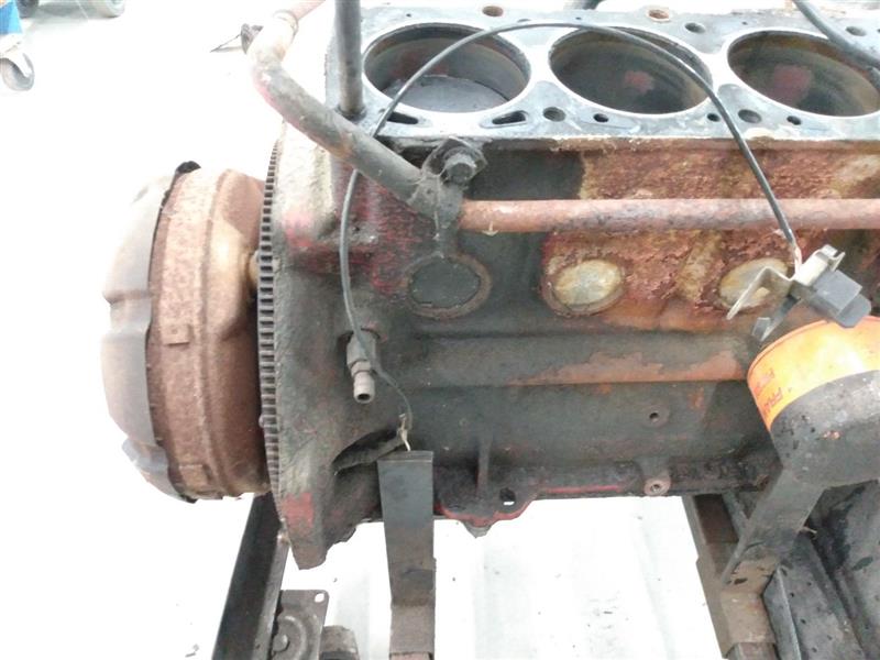 Volvo 245 Short Block Engine **AS-IS**