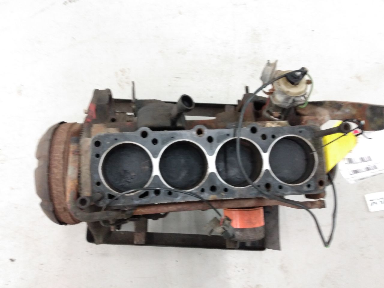 Volvo 245 Short Block Engine **AS-IS**