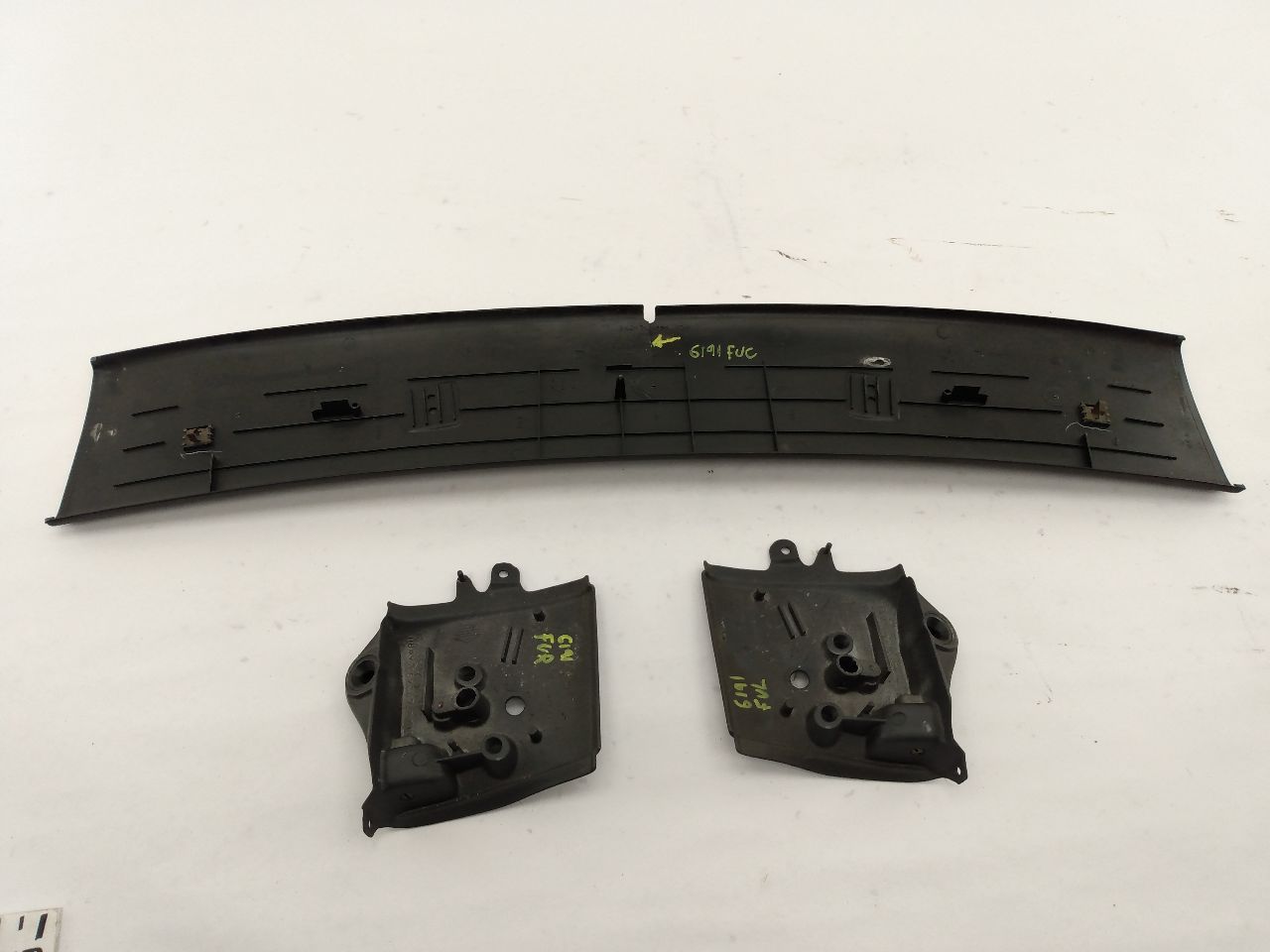 Ford Mustang Front Upper Interior Windshield Trim And Top Latch Plates