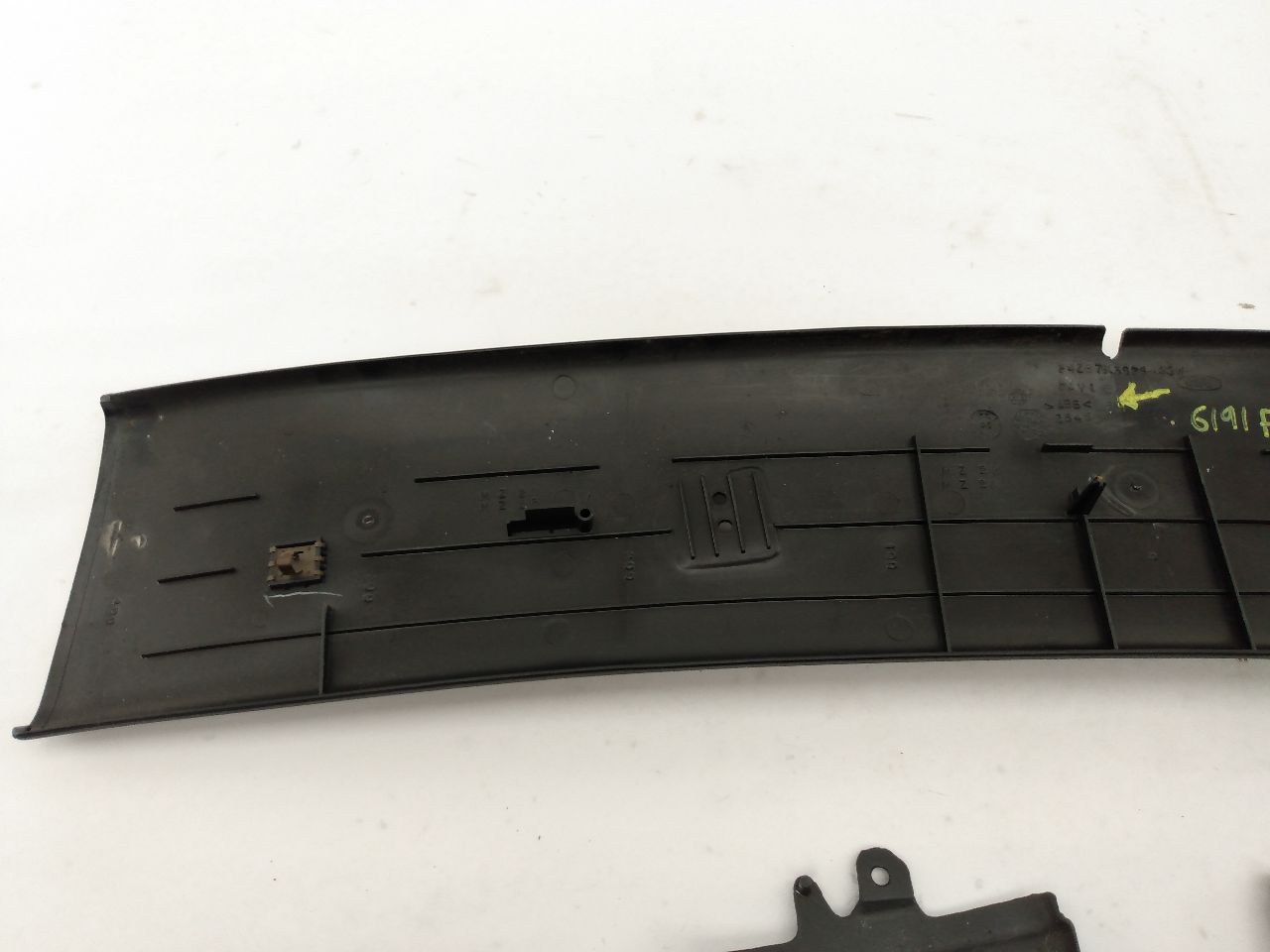 Ford Mustang Front Upper Interior Windshield Trim And Top Latch Plates