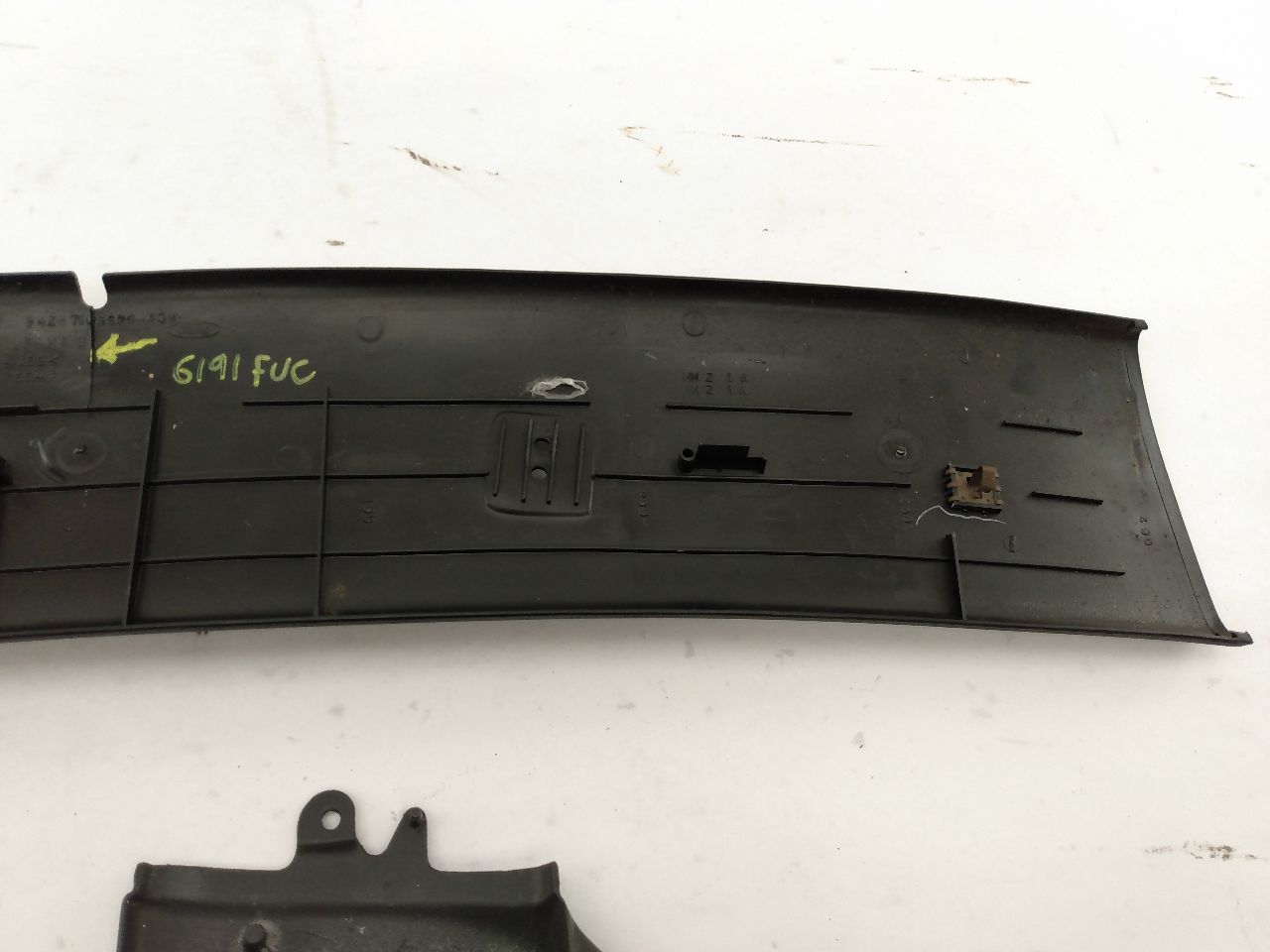 Ford Mustang Front Upper Interior Windshield Trim And Top Latch Plates