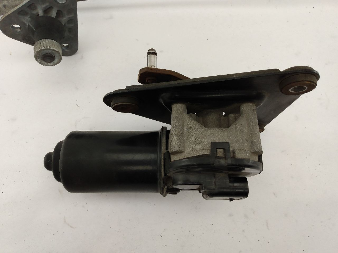 Ford Mustang Windshield Wiper Transmission And Motor