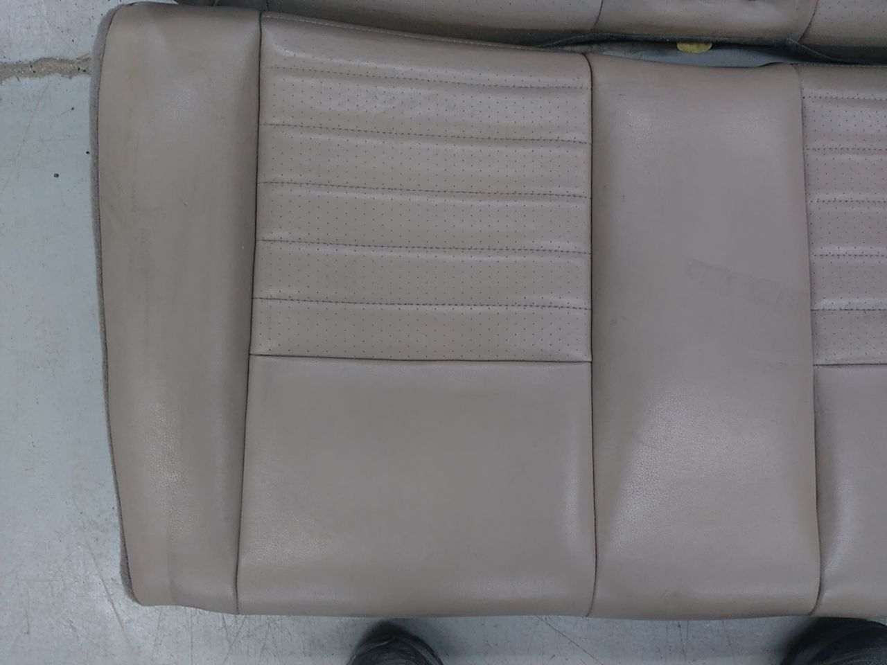 Ford Mustang Rear Seat Set