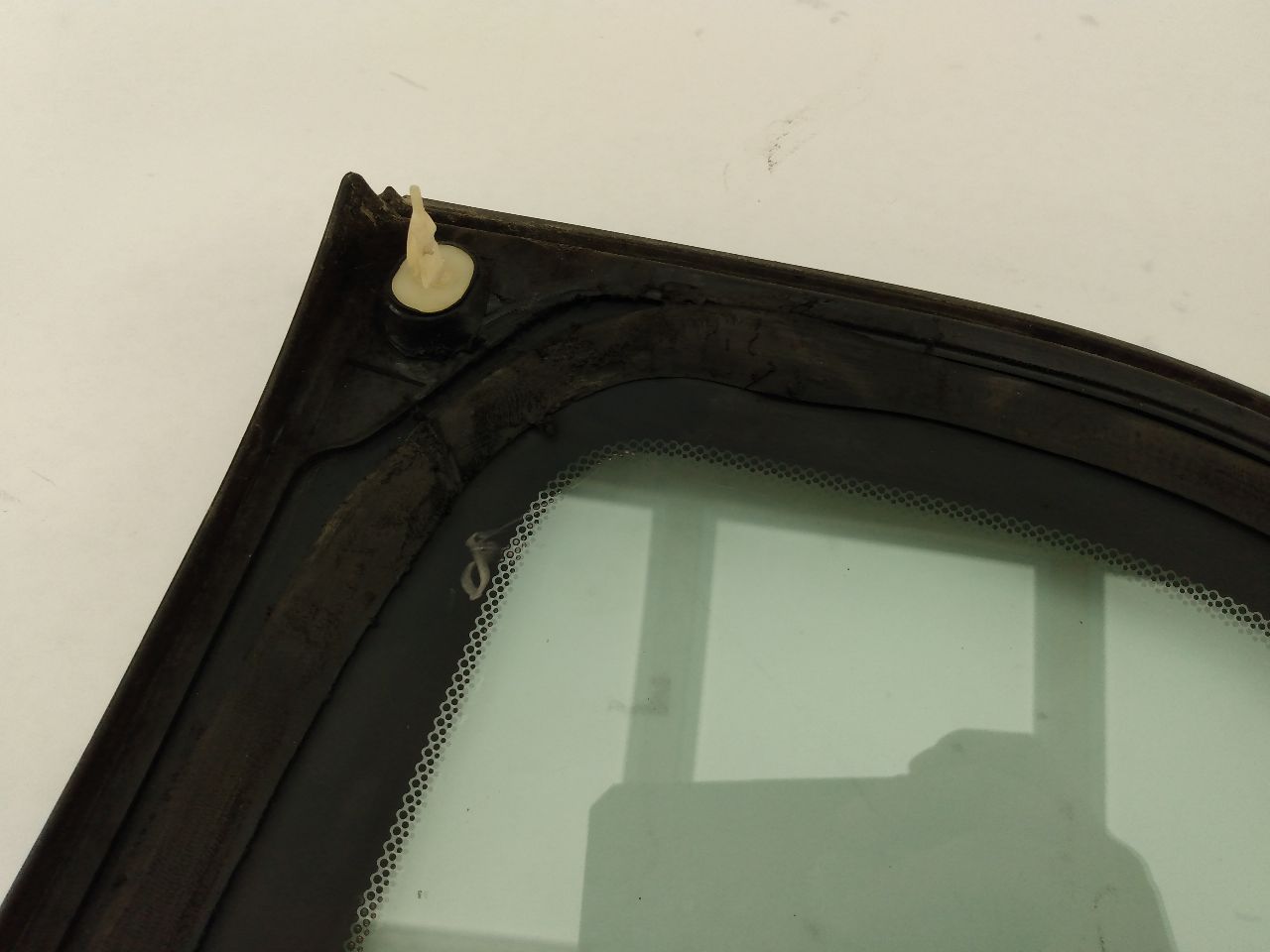 Honda Prelude Rear Right Quarter Glass
