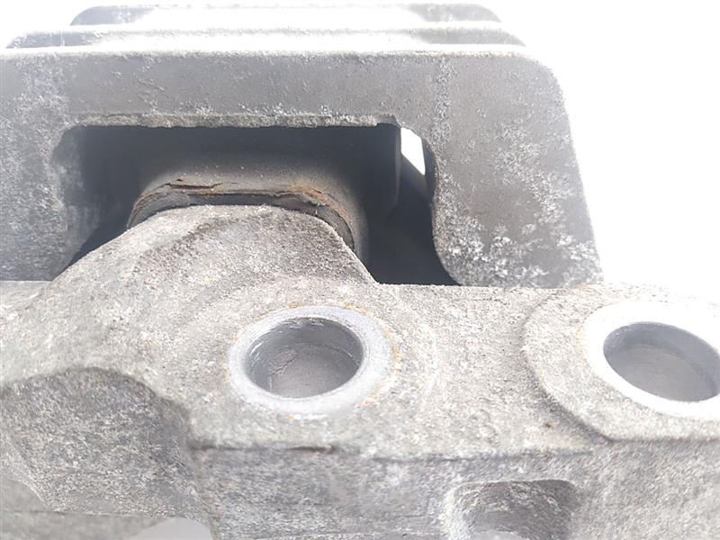 Saab 9-3 Right Engine Mount