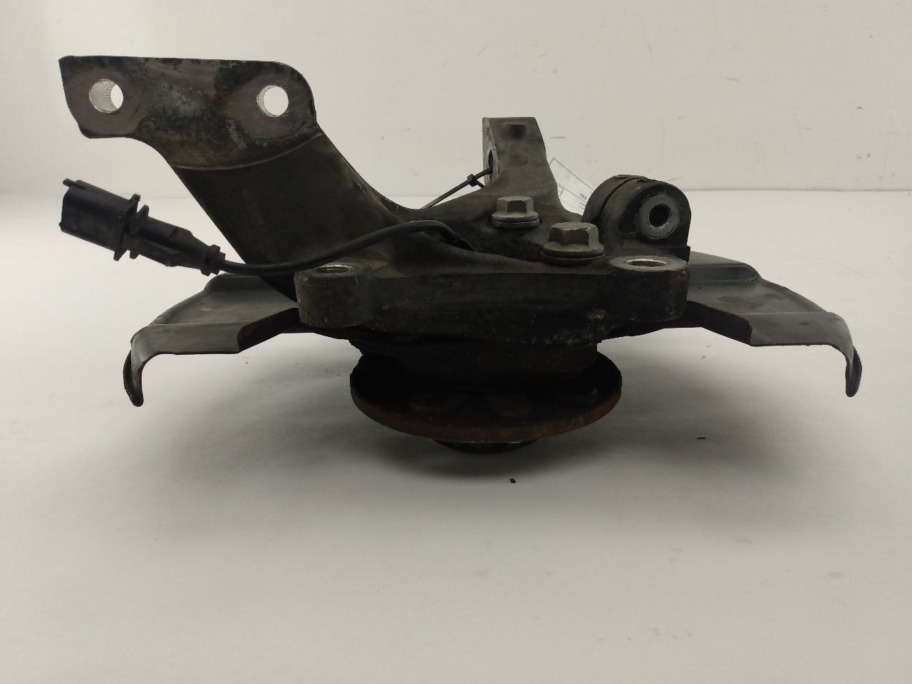 Saab 9-3 Front Right Knuckle