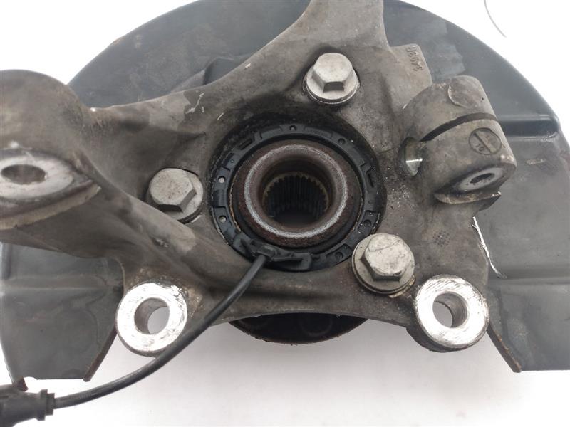 Saab 9-3 Front Right Knuckle