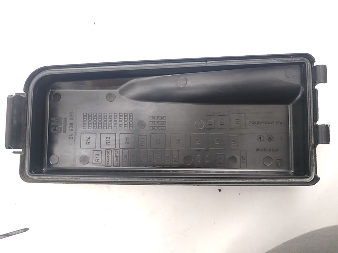 Saab 9-3 Engine Fuse Box