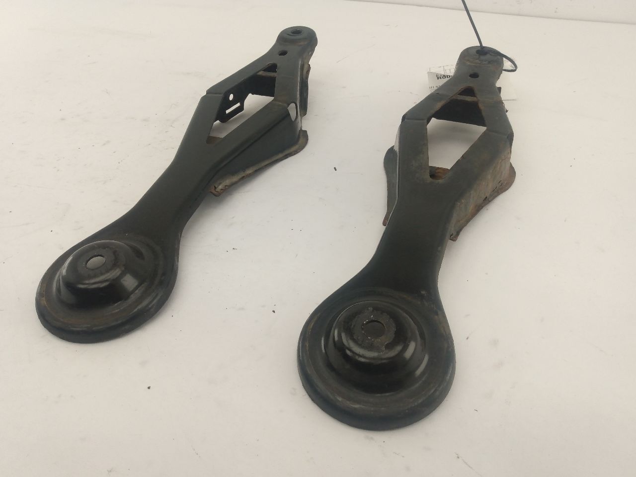 Saab 9-3 Pair Of Upper Control Arms - 0