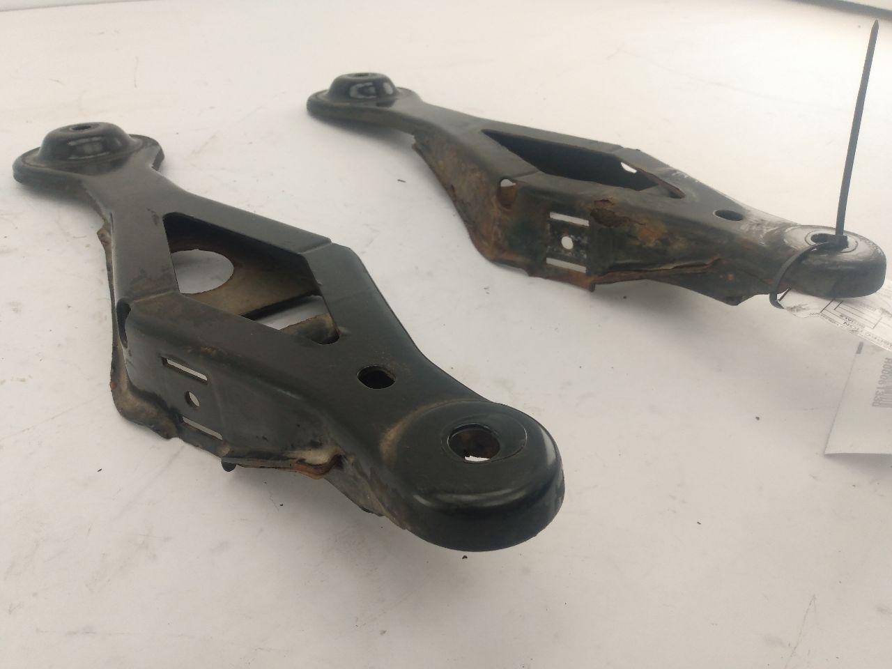 Saab 9-3 Pair Of Upper Control Arms