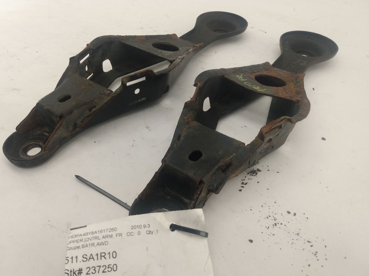 Saab 9-3 Pair Of Upper Control Arms