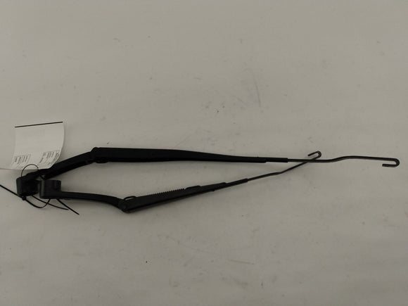 Hyundai Veloster Pair Of Windshield Washer Arms
