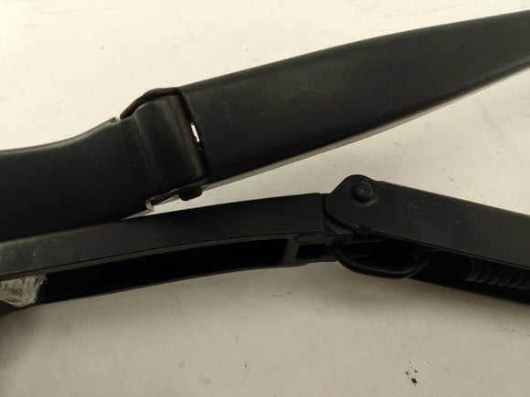 Hyundai Veloster Pair Of Windshield Washer Arms