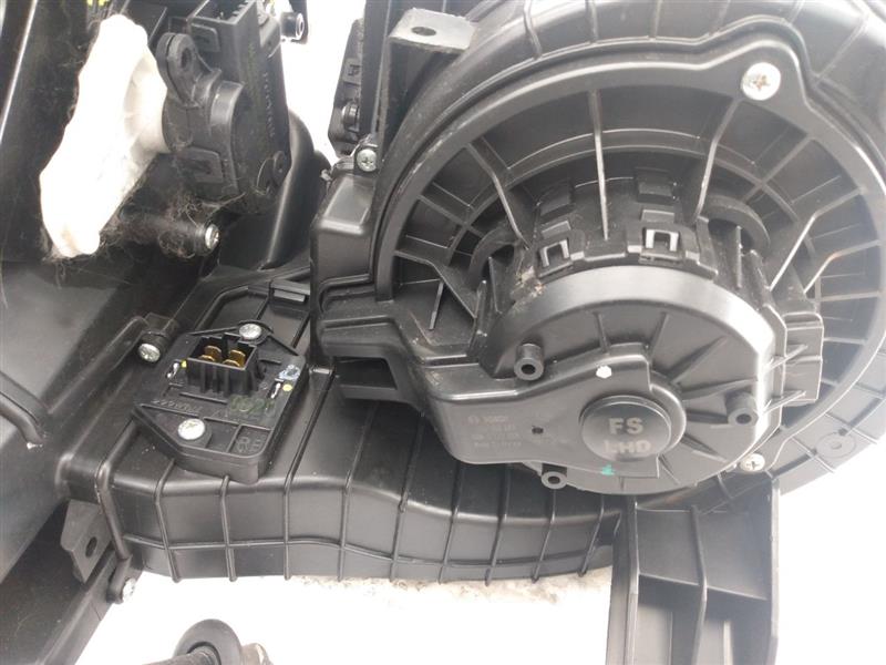 Hyundai Veloster Heater Housing Assembly