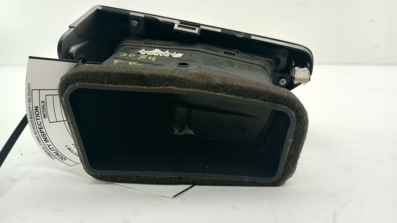 Hyundai Veloster Right Dashboard Air Vent