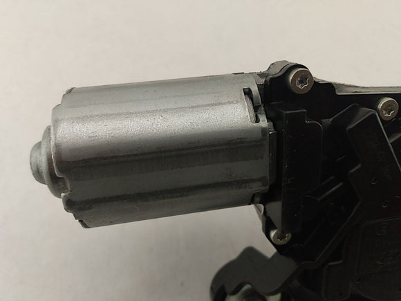 Hyundai Veloster Rear Center Wiper Motor