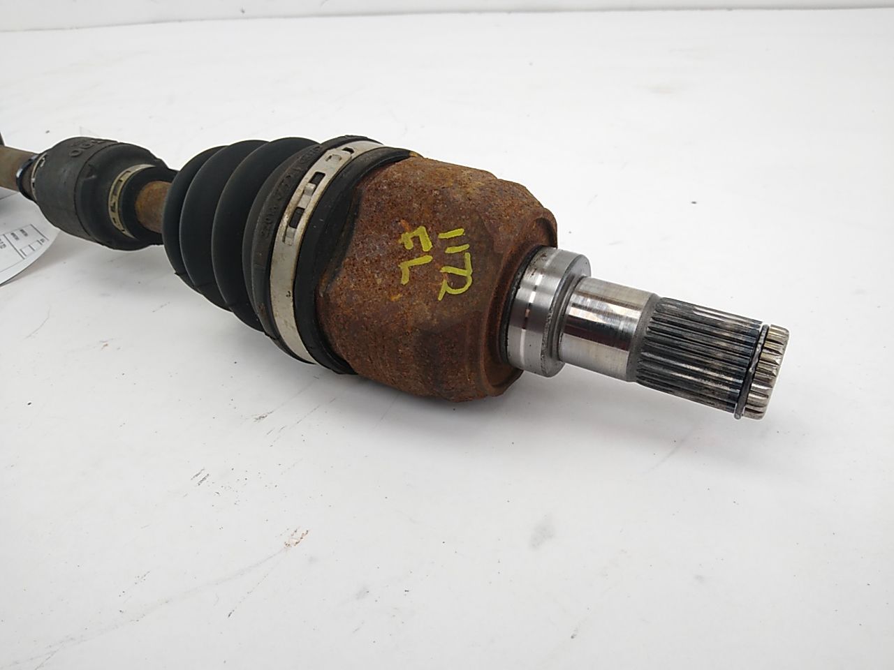 Hyundai Veloster Front Left Axel Shaft - 0