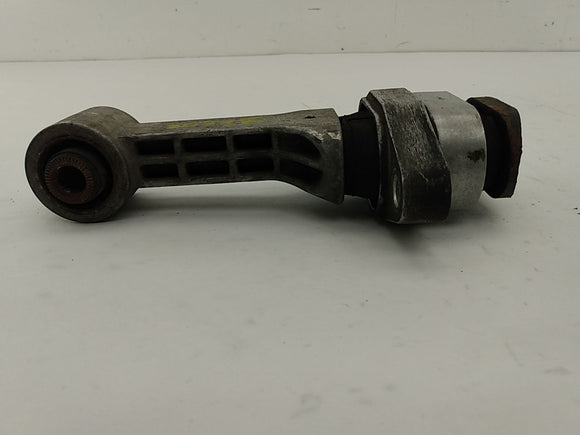 Hyundai Veloster Lower Engine Rod Mount
