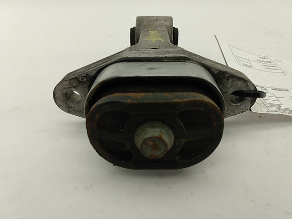 Hyundai Veloster Lower Engine Rod Mount