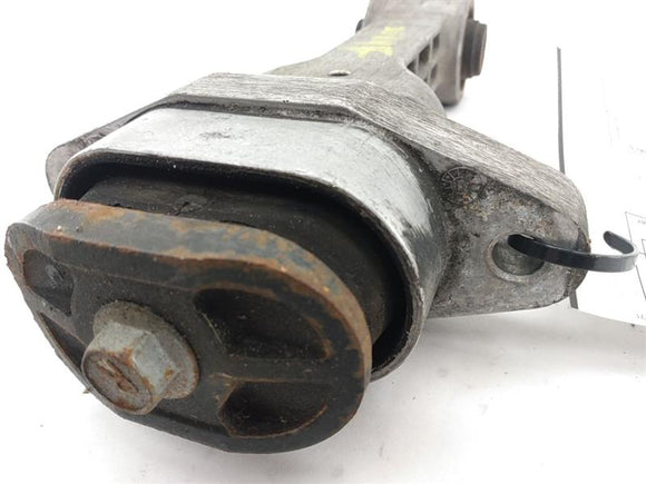 Hyundai Veloster Lower Engine Rod Mount