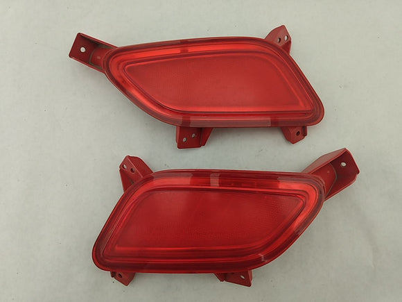 Hyundai Veloster Pair Of Brake Lights