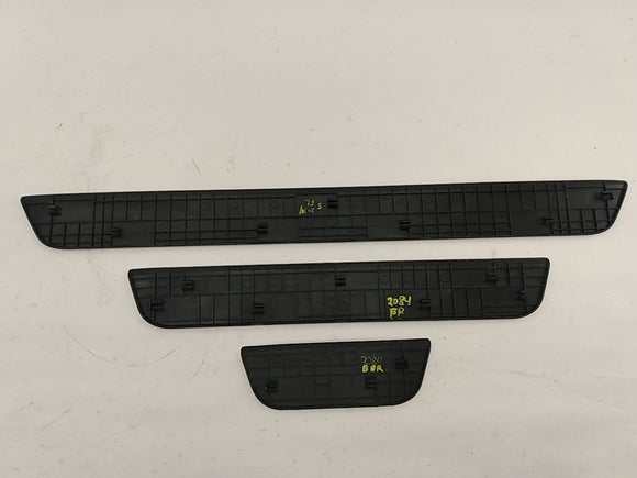 Hyundai Veloster Set Of Door Sill Trim Pieces