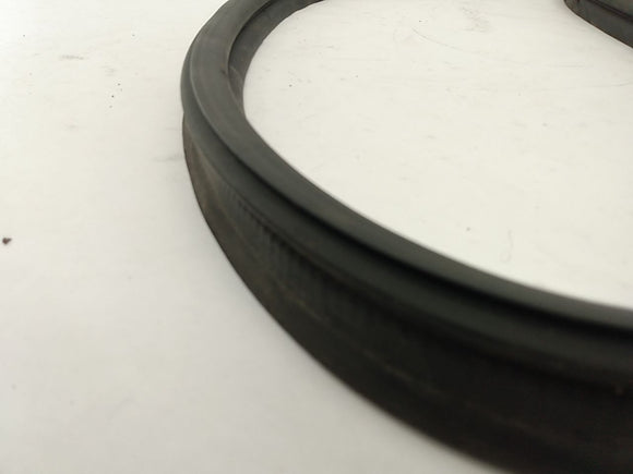 Hyundai Veloster Lid Gate Moulding