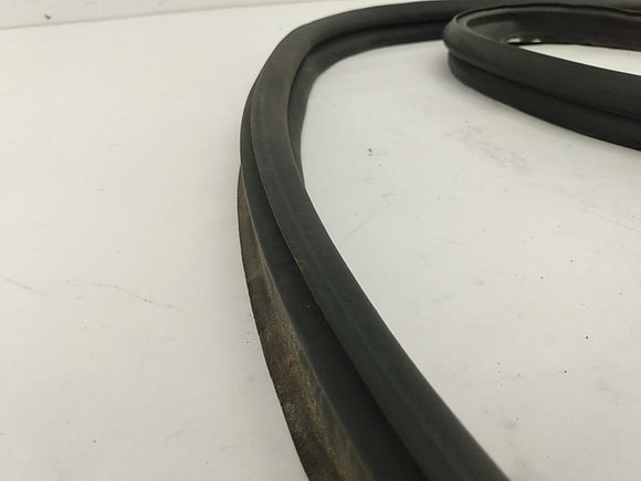 Hyundai Veloster Lid Gate Moulding