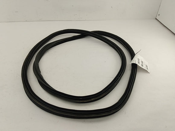 Hyundai Veloster Lid Gate Moulding