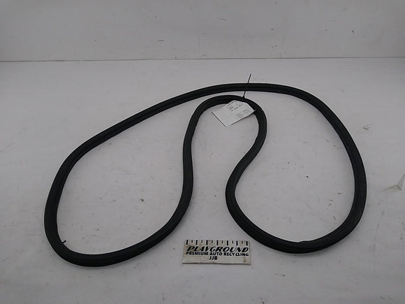 Hyundai Veloster Lid Gate Moulding