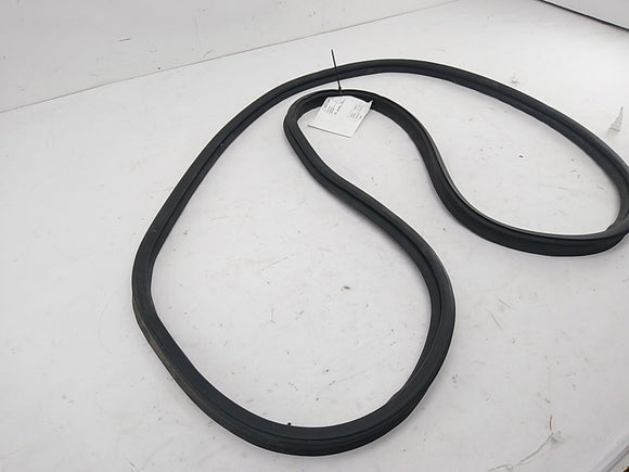 Hyundai Veloster Lid Gate Moulding